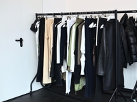 Как правильно хранить зимнюю одежду в теплое время