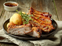 Как приготовить свиные ребрышки с картофелем: пошаговый рецепт