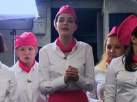 Пацанки попали в "авиакатастрофу"
