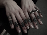 Правда или миф: вредно ли хрустеть пальцами