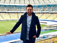 Тимур Мирошниченко поделился снимком с беременной супругой
