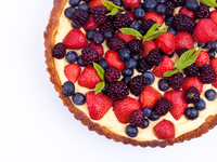 Пирог из черешни и клубники: пошаговый рецепт