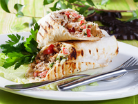 По-восточному: рецепт домашней шаурмы с куриным мясом