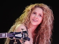 Шакира чуть не попала в авиакатастрофу