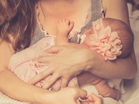 Доктор Комаровский: нужно ли укачивать ребенка