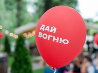 Актёры шоу «Мамахохотала» почувствовали себя ковбоями