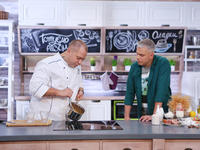 Готовим вместе с Андреем Дромовым: Завтрак из «ничего»