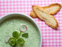 Холодный суп из огурцов - рецепт от Асмик Гаспарян