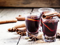 Как варить глинтвейн дома: технология приготовления