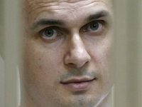 Олег Сенцов прекратил голодовку
