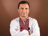 Певец Виктор Павлик остановил сбор средств на лечение сына