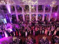 Венский бал во Львове: огненное шоу, съедобные картины, фокстрот и танго