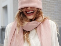 Названы главные головные уборы зимы-2019