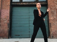 Лысая модель впервые снялась для журнала Playboy (фото)