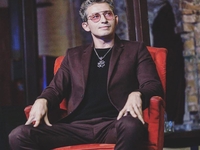 Ведущий тревел-шоу "Орел и Решка" Коля Серга назвал себя геем: видео