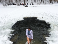 Где в Киеве окунуться в прорубь на Крещение: ТОП-10 мест