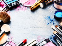 Как правильно хранить косметику и что делать с просроченной: ТОП-5 лайфхаков