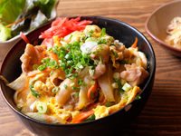 Кухни мира: японский омлет оякодон с курицей