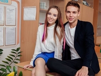 Звезда сериала "Школа" откровенно рассказала о подростковых проблемах