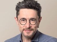 Журналист Яковлев расскажет, как прожить день и остаться добрым человеком