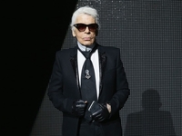Стало известно, кто возглавит Chanel после смерти Карла Лагерфельда
