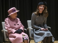 Кейт Миддлтон впервые посетила мероприятие с Елизаветой II