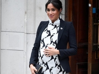 Беременная Меган Маркл отказалась от королевской традиции