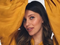 "Фигура - бомба!": Тодоренко показала, как сделать идеальное фото на пляже