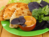 Тесто для чебуреков на водке: подробный рецепт