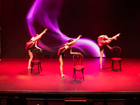 D’Arts Dance Project показали, что находится за дверью  - фото