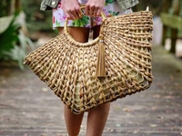 Соломенные сумки 2019: как и с чем носить
