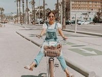 Базовые вещи, которые должны быть в гардеробе  каждой летом 2019