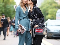 Пижамный костюм: Как носить и с чем сочетать горячий тренд 2019