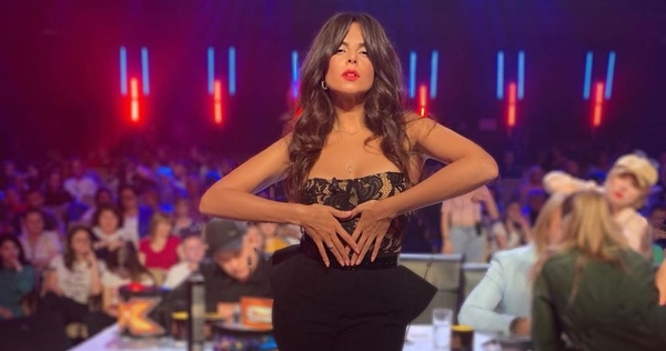 "Как всегда неотразима": Настя Каменских похвасталась стильным платьем