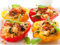 Быстрый рецепт фаршированного перца с курицей и брокколи