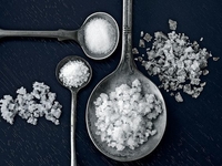 Соль: белая смерть или необходимый помощник?