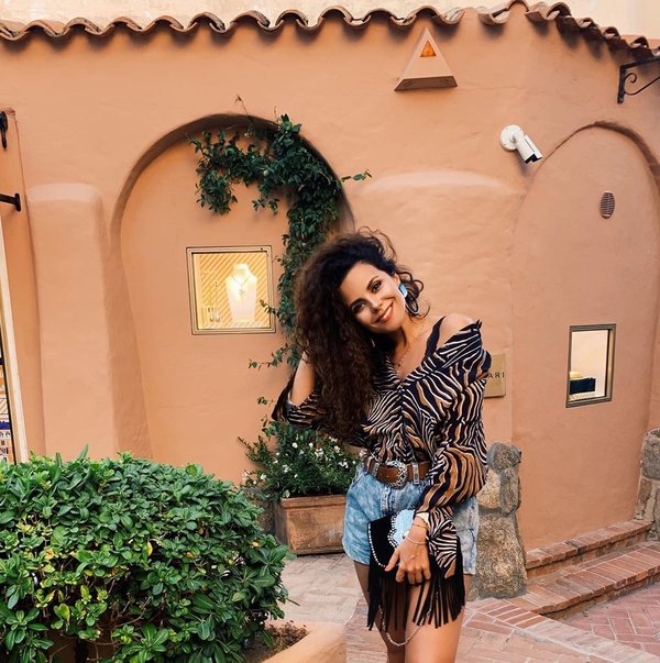 А где Потап?: Каменских показала, как встретила рассвет с другим мужчиной