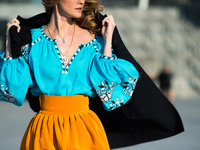 Сине-желтый стяг: ТОП-7 самых стильных образов в национальных цветах ко Дню флага