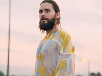 Возраст - не помеха: Джаред Лето продемонстрировал идеальный пресс