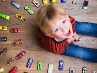 Как выбрать подарок ребенку: Предпочтения маленьких знаков Зодиака