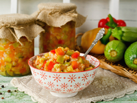 Салат из риса и овощами на зиму: рецепт заготовки