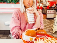 Диетолог объяснила, почему есть жареное вредно