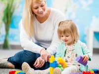 Поиск и выбор няни для ребенка