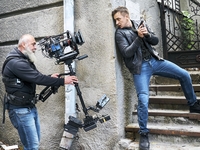 Главный герой "Смотрящей вдаль" Кирилл Жандаров рассказал о каскадерских трюках