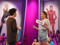 В известную телеведущую врезался дрон