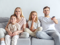 Как выбрать фильм для семейного просмотра