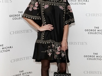 44-летняя Натали Имбрулья впервые стала мамой: первое фото малыша