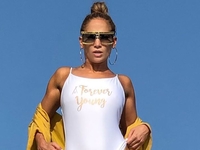 "Baila Conmigo": Дженнифер Лопес представила новый латиноамериканский хит - видео