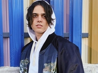 "Кaмень и вода": ALEKSEEV презентовал новый клип