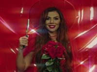 Песня дня: Анна Седокова представила клип "Алые губы"